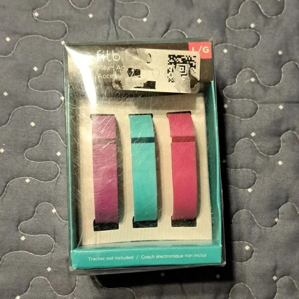 Fitbit Flex Accessory Wristbands size large - new